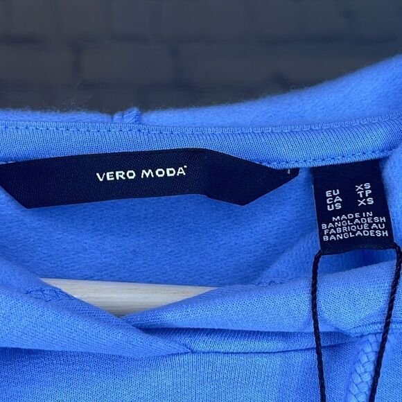 Vero Moda Hoodie - Picture 3 of 6